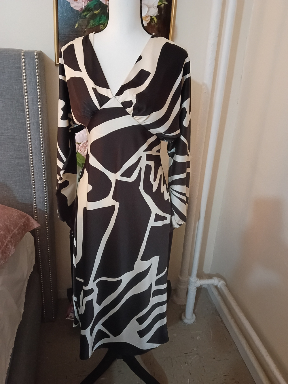 Banana Republic Black & Cream Abstract Wrap Midi Dress